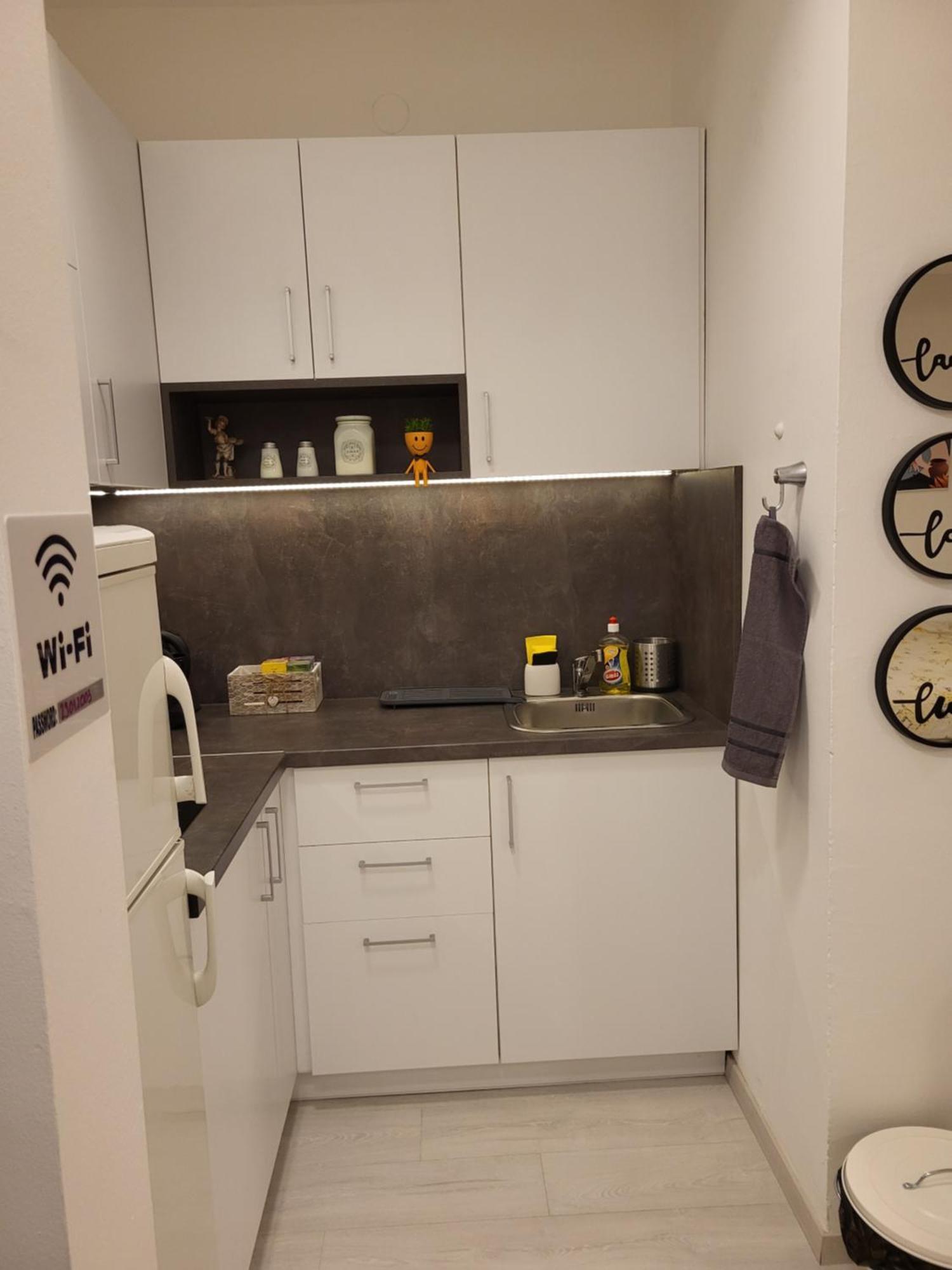 City Center White Apartment! Скопье Экстерьер фото